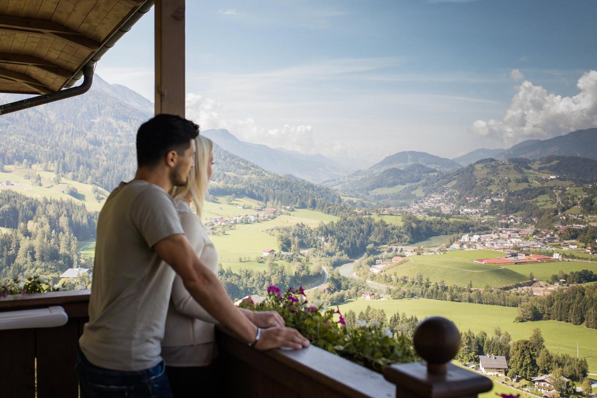 Hotel Alpenschloessl Sankt Johann im Pongau Buitenkant foto