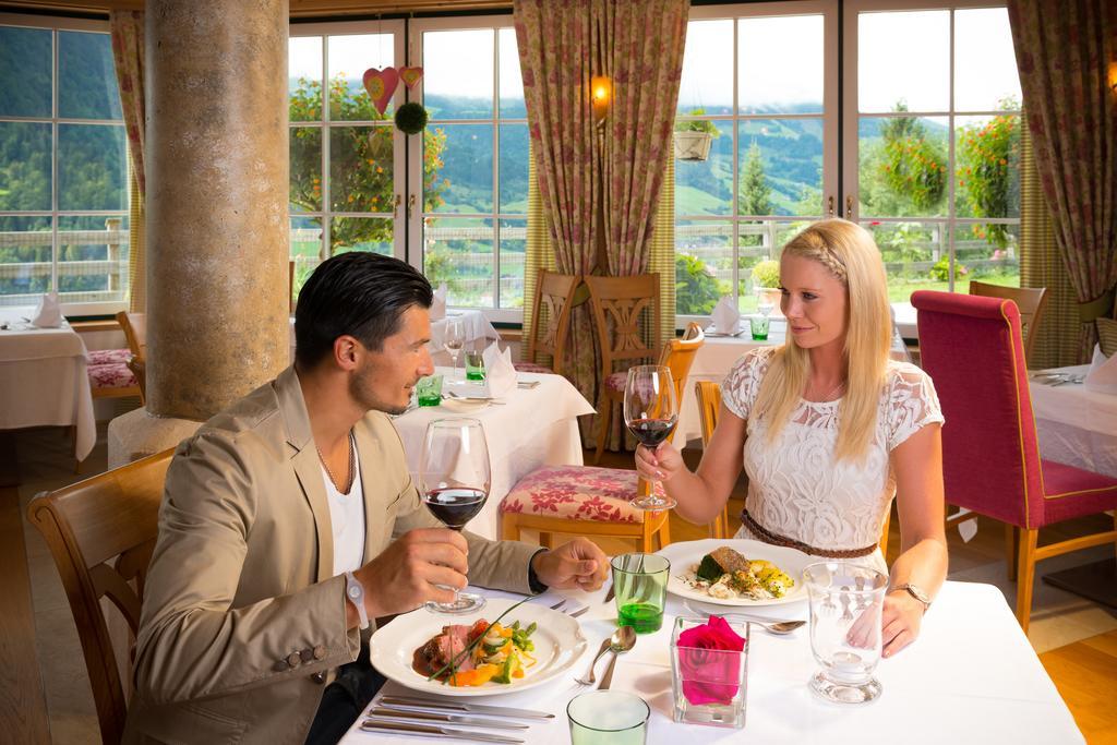 Hotel Alpenschloessl Sankt Johann im Pongau Buitenkant foto