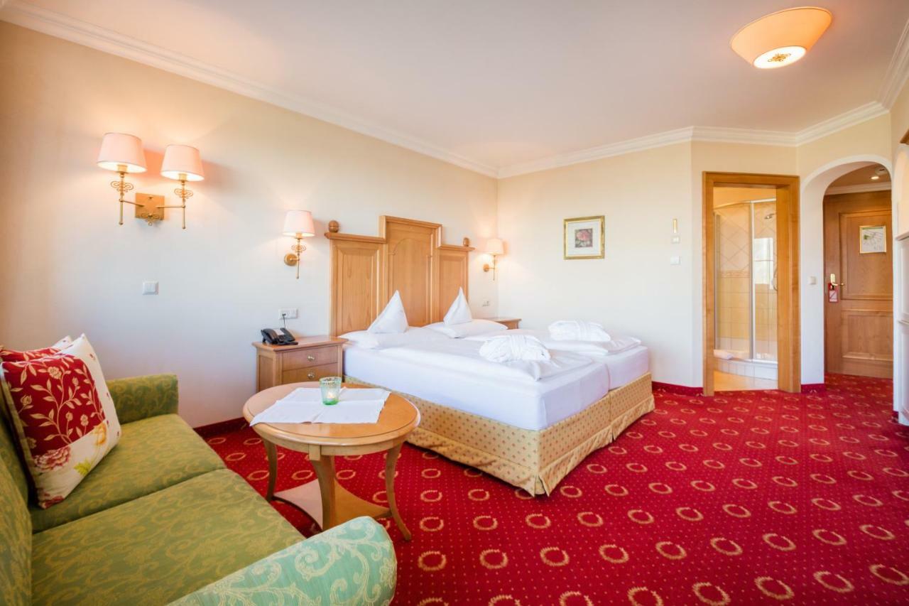 Hotel Alpenschloessl Sankt Johann im Pongau Buitenkant foto